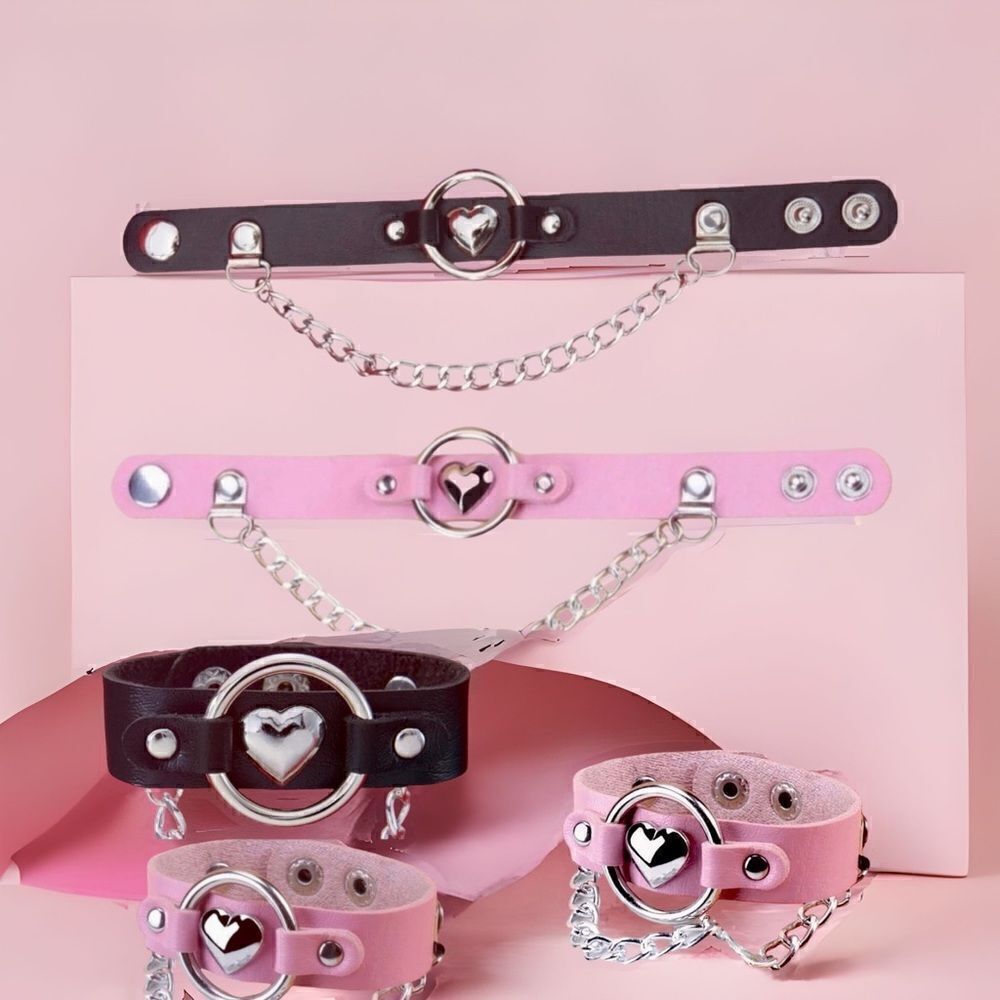 15% off 3+bundle l Leather Wrist Band O-Ring Heart w/ Chain l Pink / Black l New